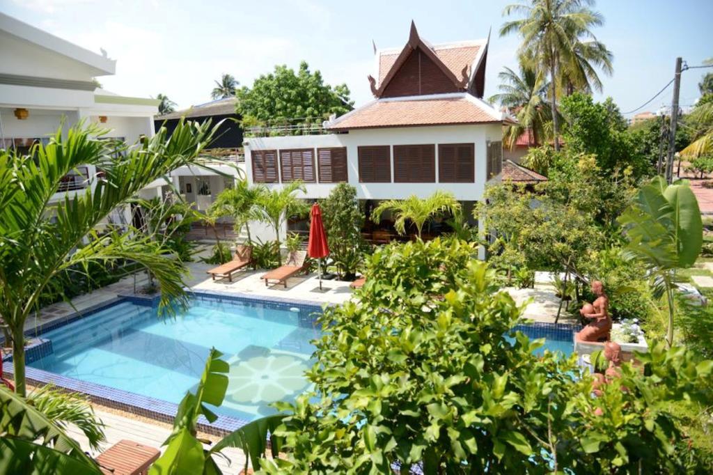 Ropanha Boutique Hotel Sihanoukville Eksteriør bilde