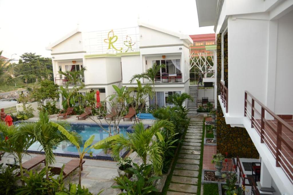 Ropanha Boutique Hotel Sihanoukville Eksteriør bilde