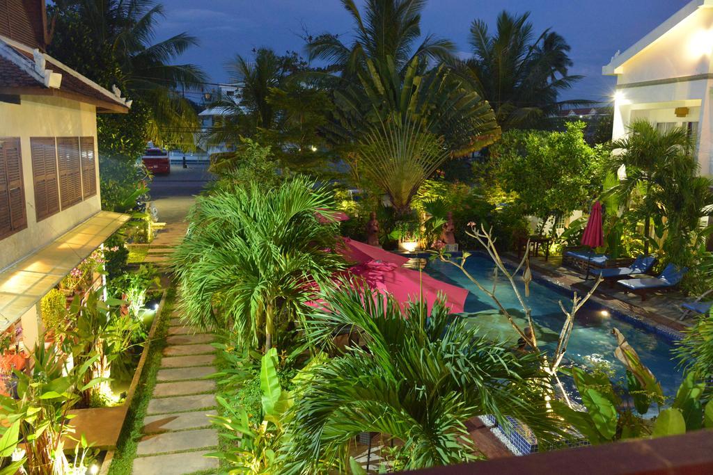 Ropanha Boutique Hotel Sihanoukville Eksteriør bilde