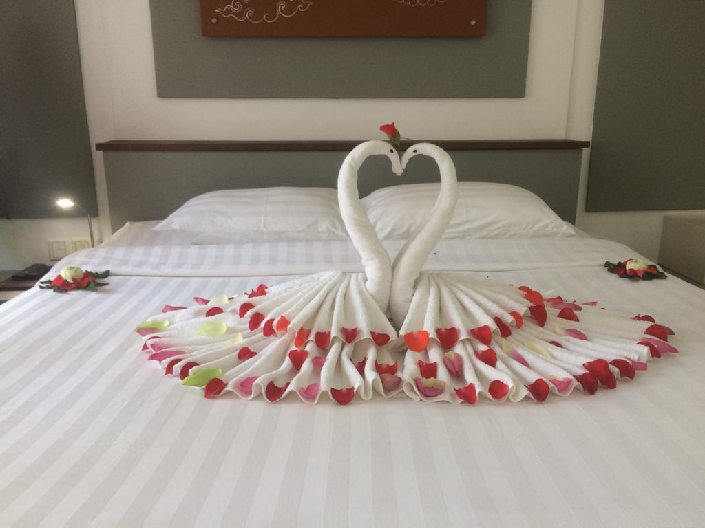Ropanha Boutique Hotel Sihanoukville Eksteriør bilde
