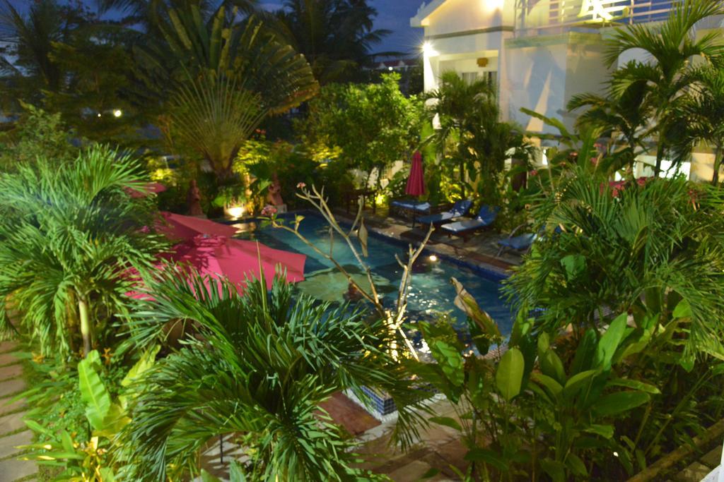 Ropanha Boutique Hotel Sihanoukville Eksteriør bilde